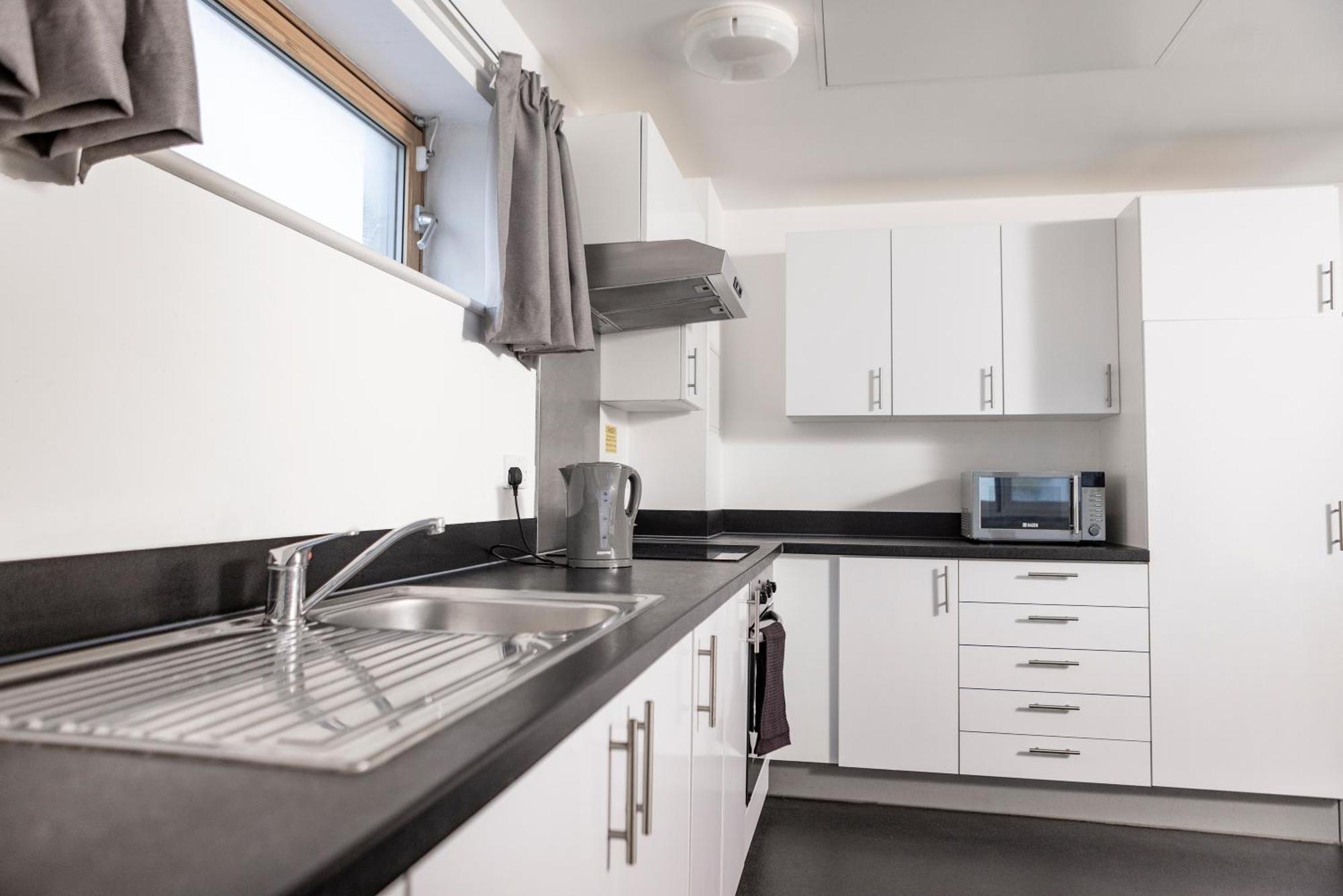 Wenlock Court Aparthotel Luton  Ngoại thất bức ảnh
